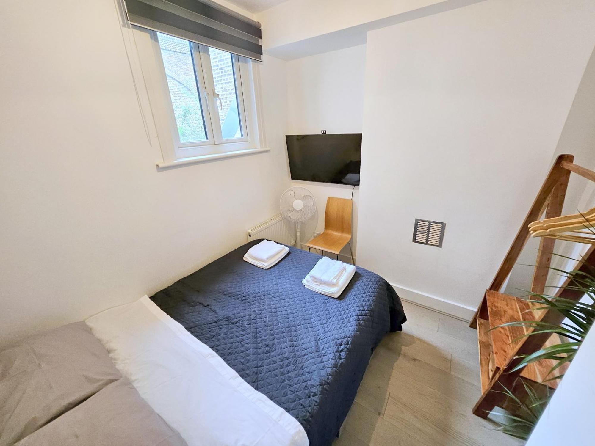 Two Bedroom Flat With Private Patio In Battersea Londen Buitenkant foto